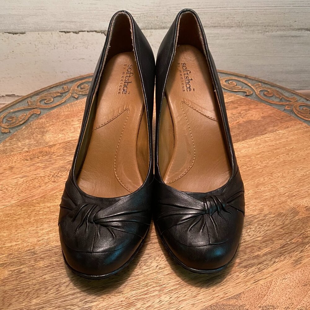 Softshoe Black Pumps Size 7-1/2M